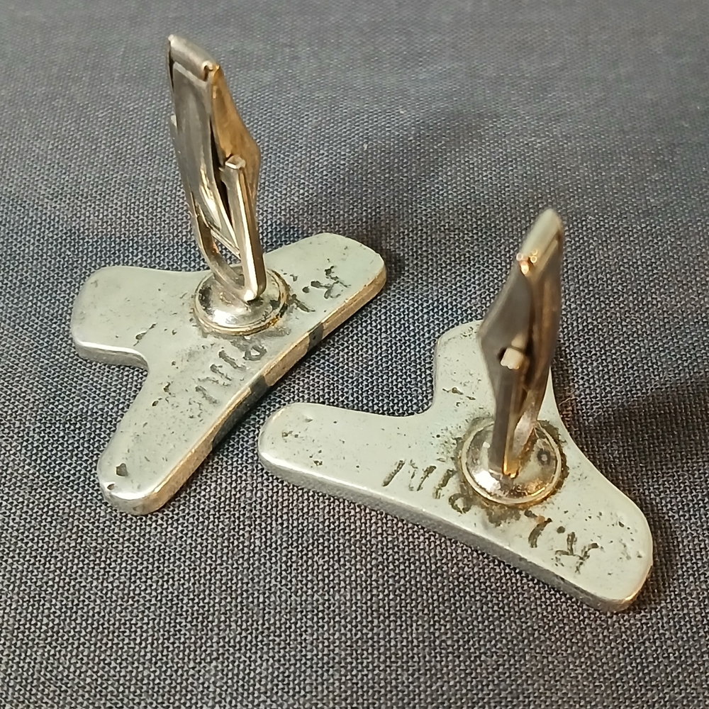Vintage R.Larin Brutalist Pewter Cufflinks - Picture 2 of 3